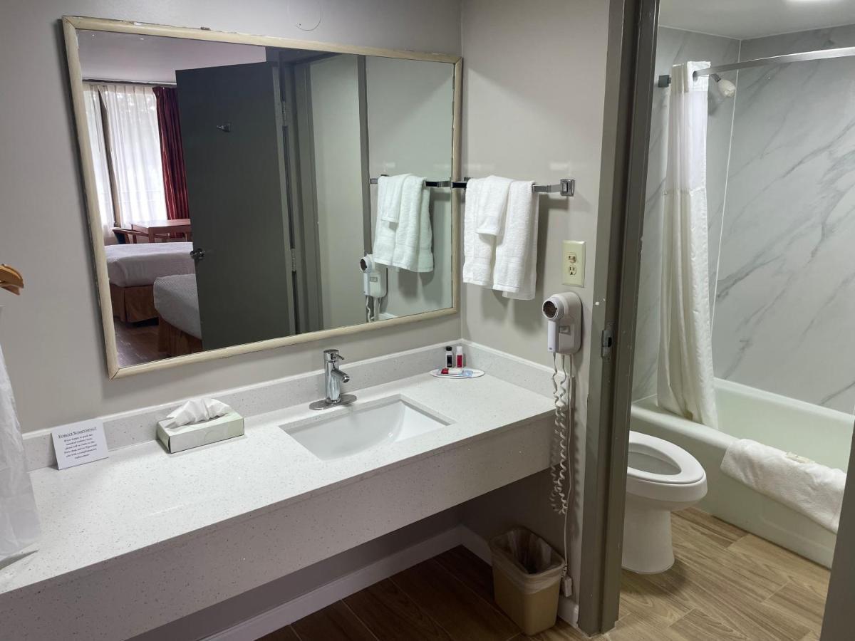 Days Inn By Wyndham Valdosta/Near Valdosta Mall Экстерьер фото