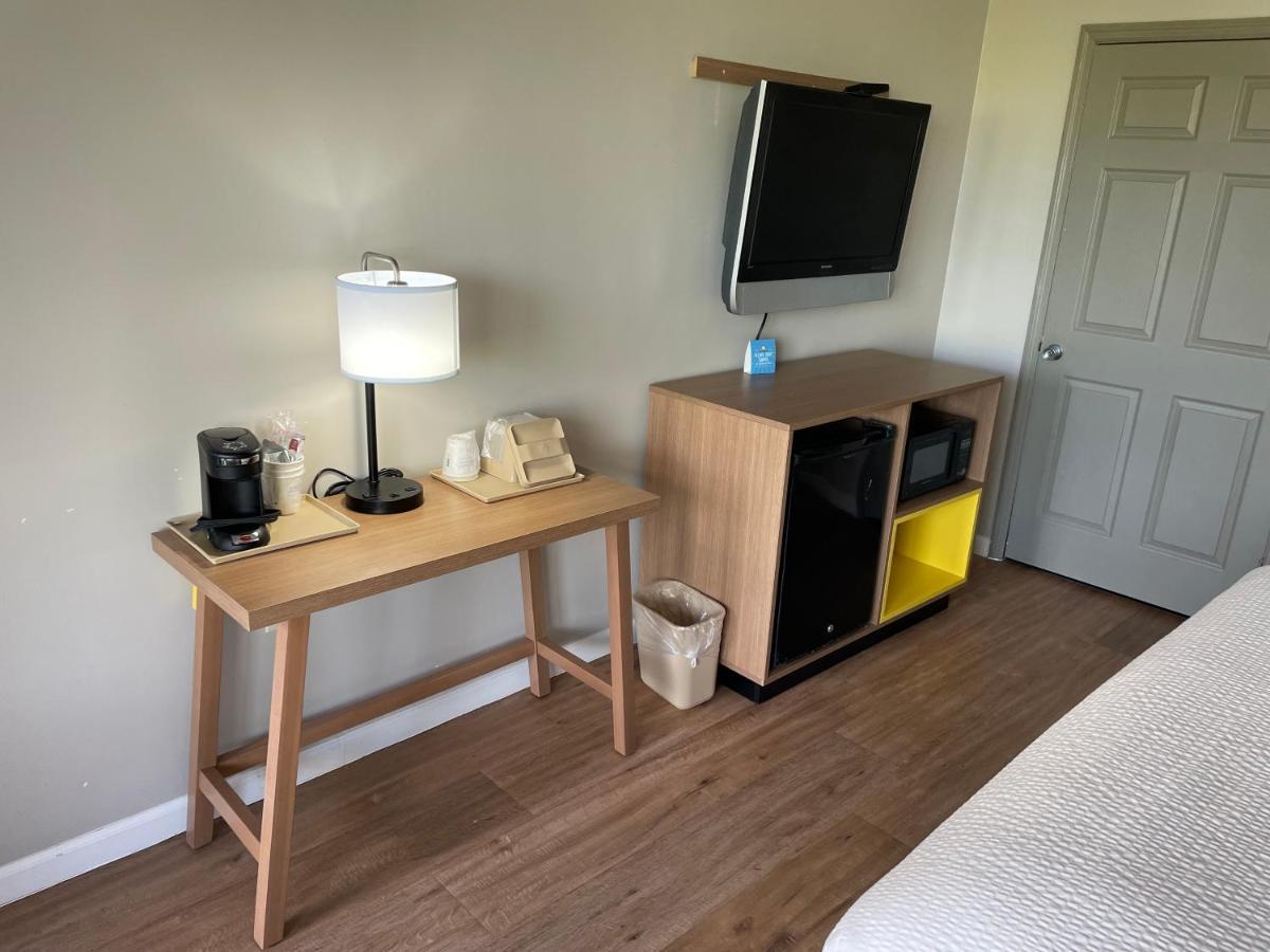 Days Inn By Wyndham Valdosta/Near Valdosta Mall Экстерьер фото