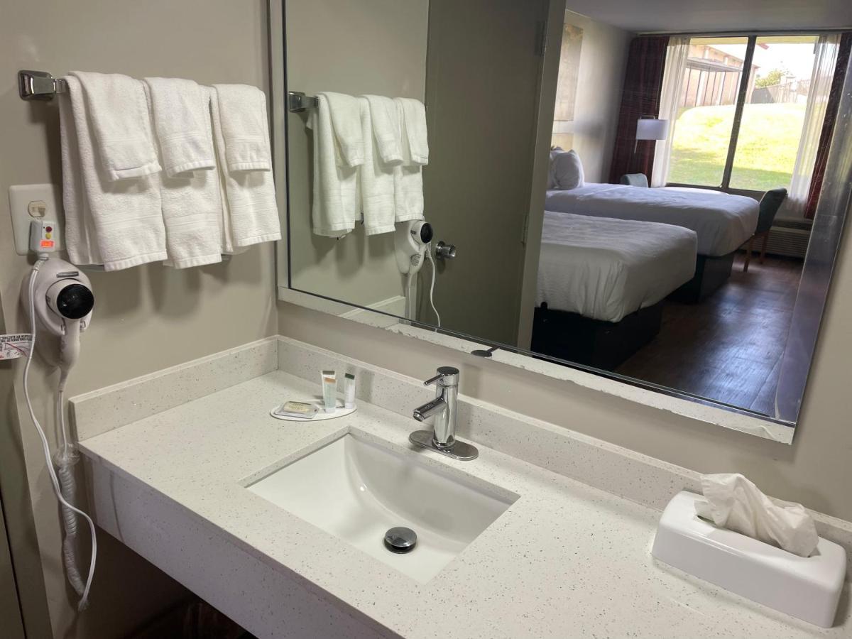 Days Inn By Wyndham Valdosta/Near Valdosta Mall Экстерьер фото