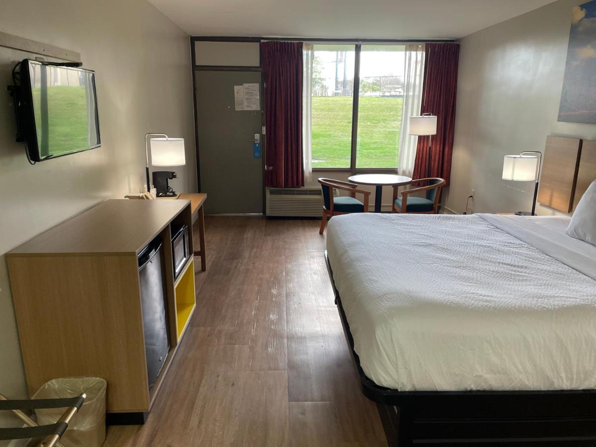 Days Inn By Wyndham Valdosta/Near Valdosta Mall Экстерьер фото