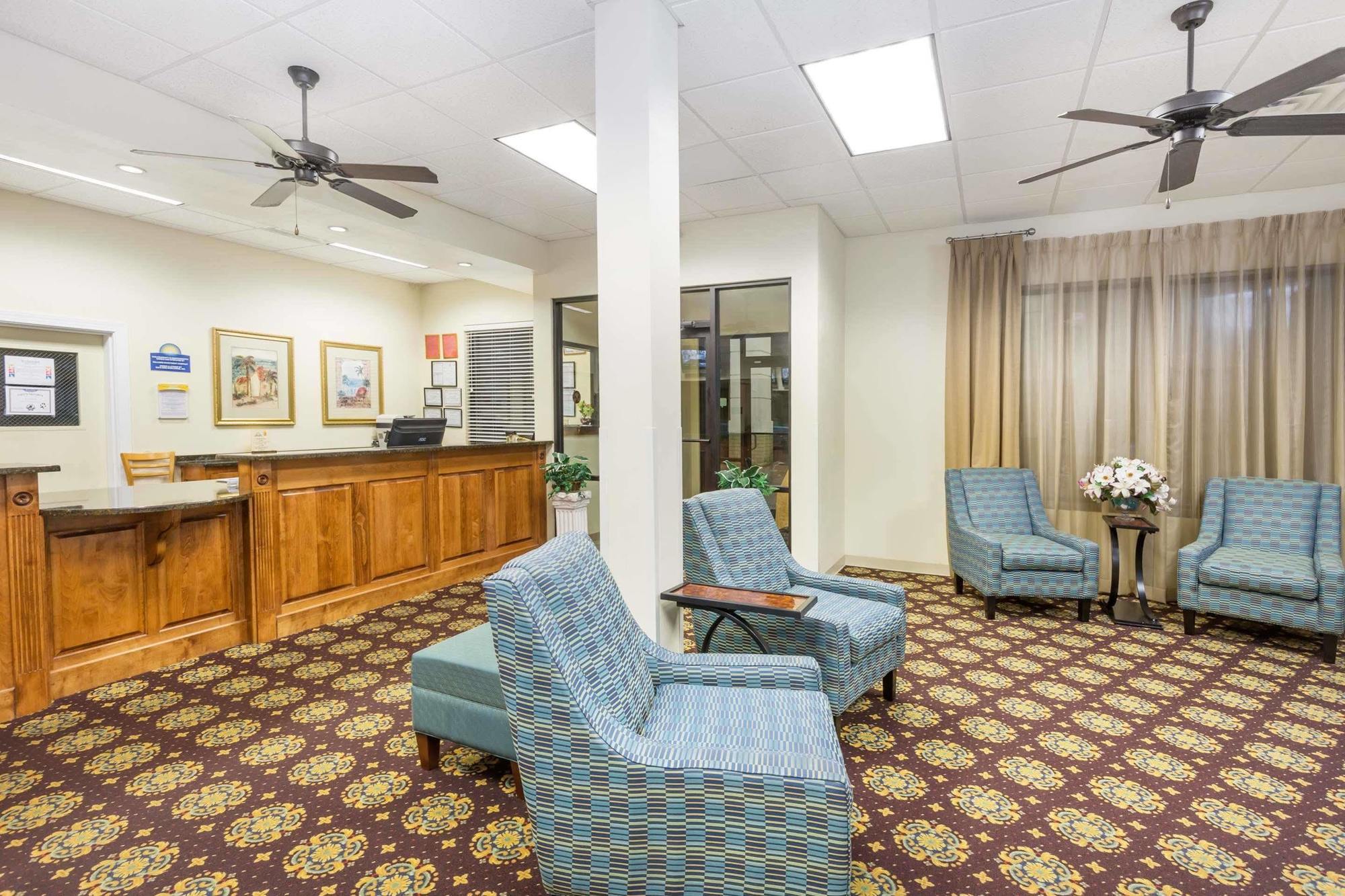 Days Inn By Wyndham Valdosta/Near Valdosta Mall Экстерьер фото